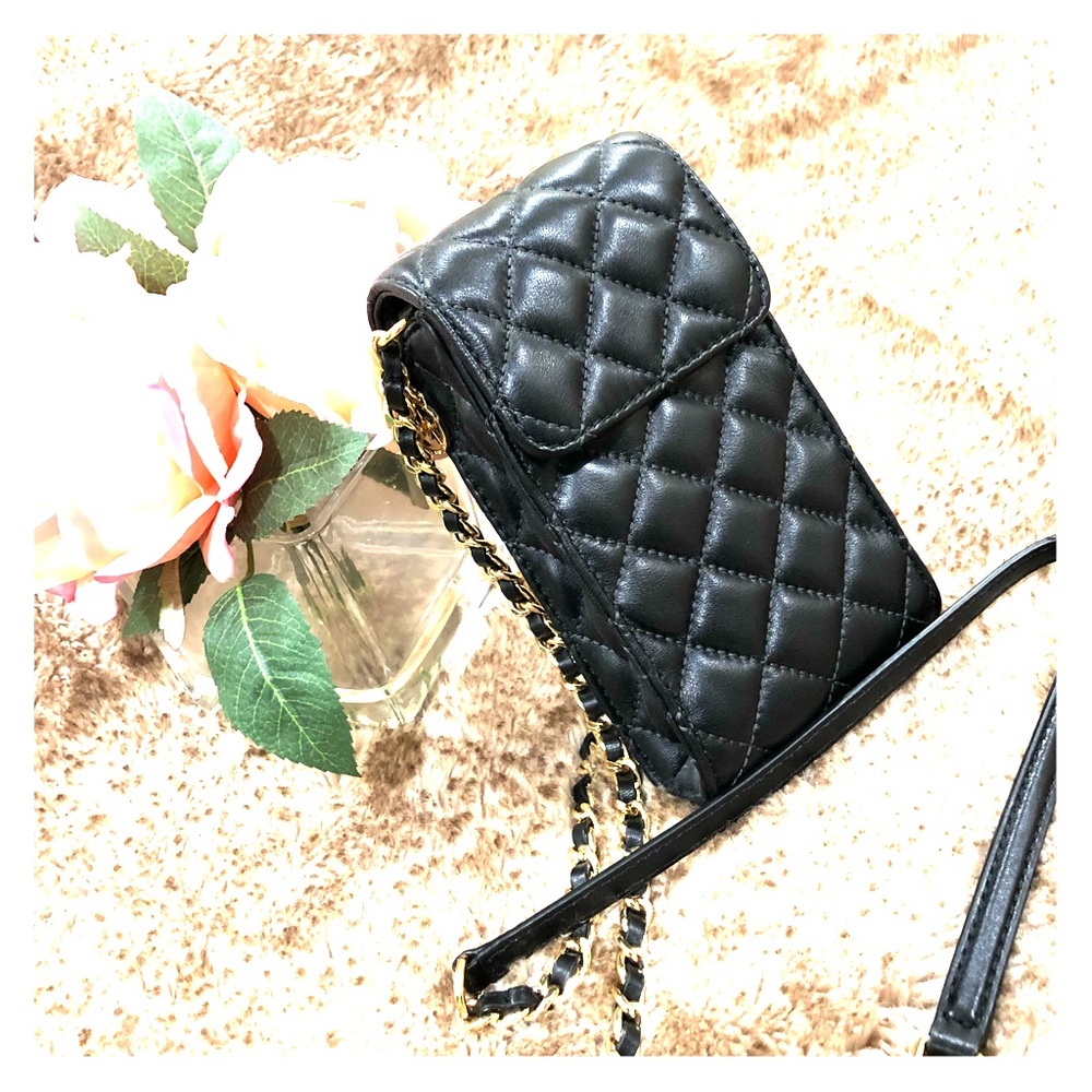 Michael Kors cell phone purse